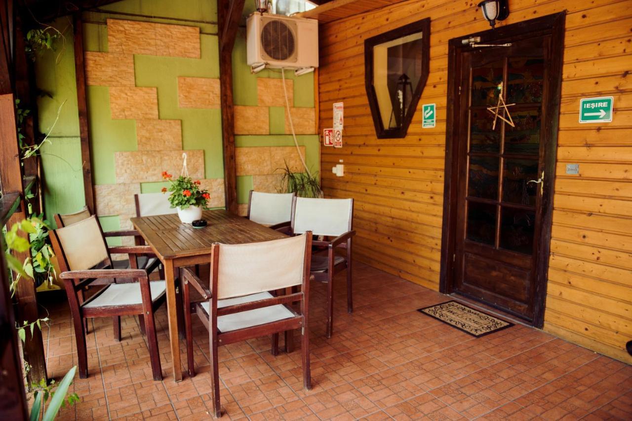 Casa Mica Guesthouse Bukarest Kültér fotó