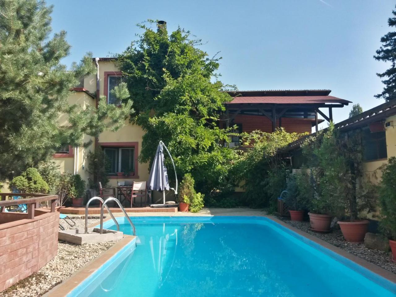 Casa Mica Guesthouse Bukarest Kültér fotó
