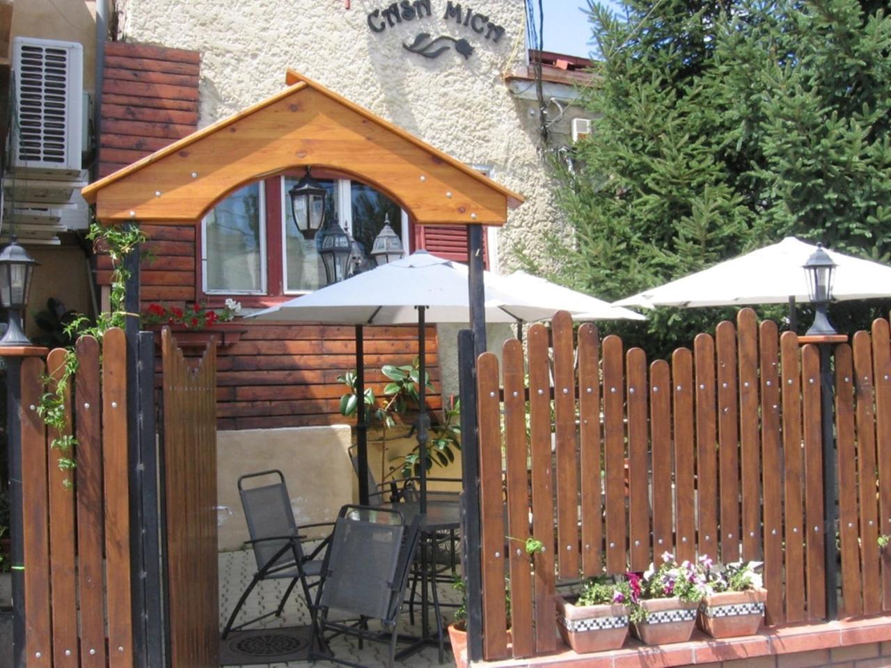 Casa Mica Guesthouse Bukarest Kültér fotó
