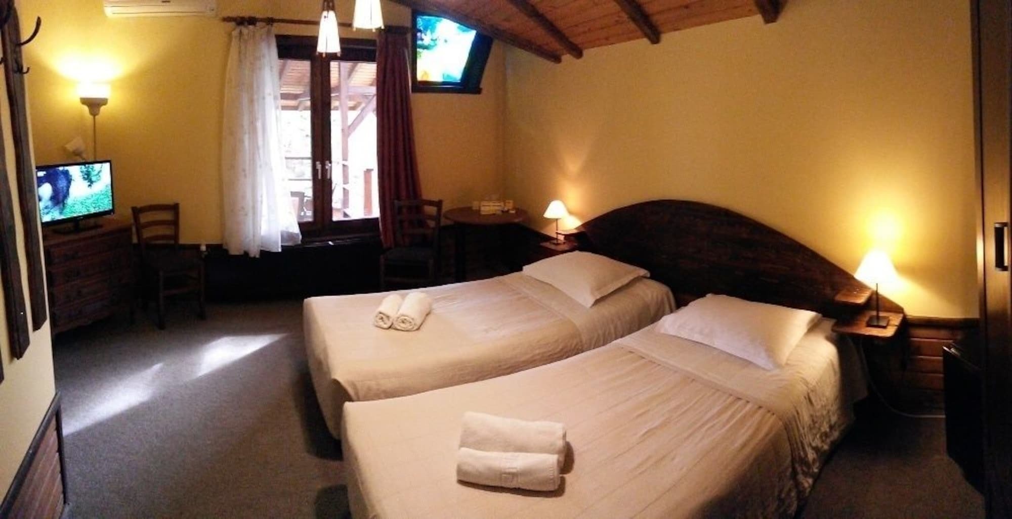 Casa Mica Guesthouse Bukarest Kültér fotó